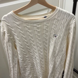 Gant tröja - Vit gant tröja som är varm och skön