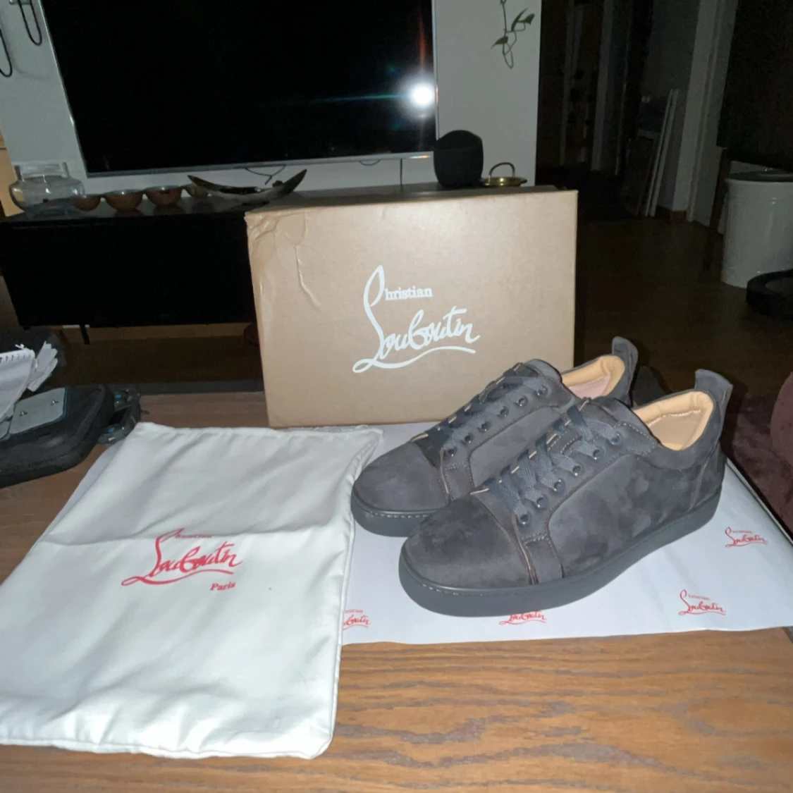 Svarta sneakers från Christian Louboutin