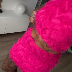 Set från Nakd - Super fint set från NAKD. Storlek 38 i kjol och 36 i topp, aldrig använt! 