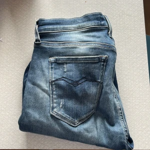 Replay jeans - Replay jeans 29/30. Riktigt fräscha. Pris kan diskuteras och fler bilder finns