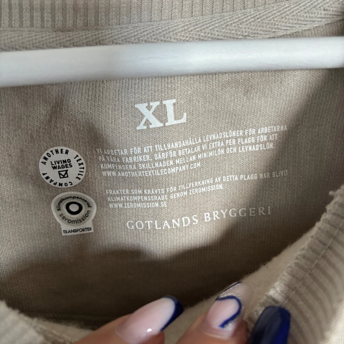 Beige sweatshirt från Gotlands Bryggeri - 2