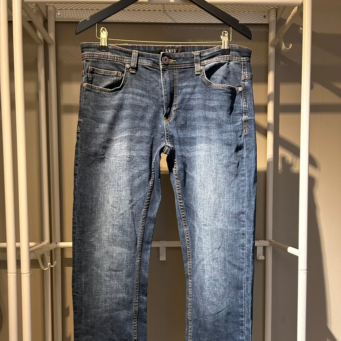 Blå jeansbyxor från SMOG