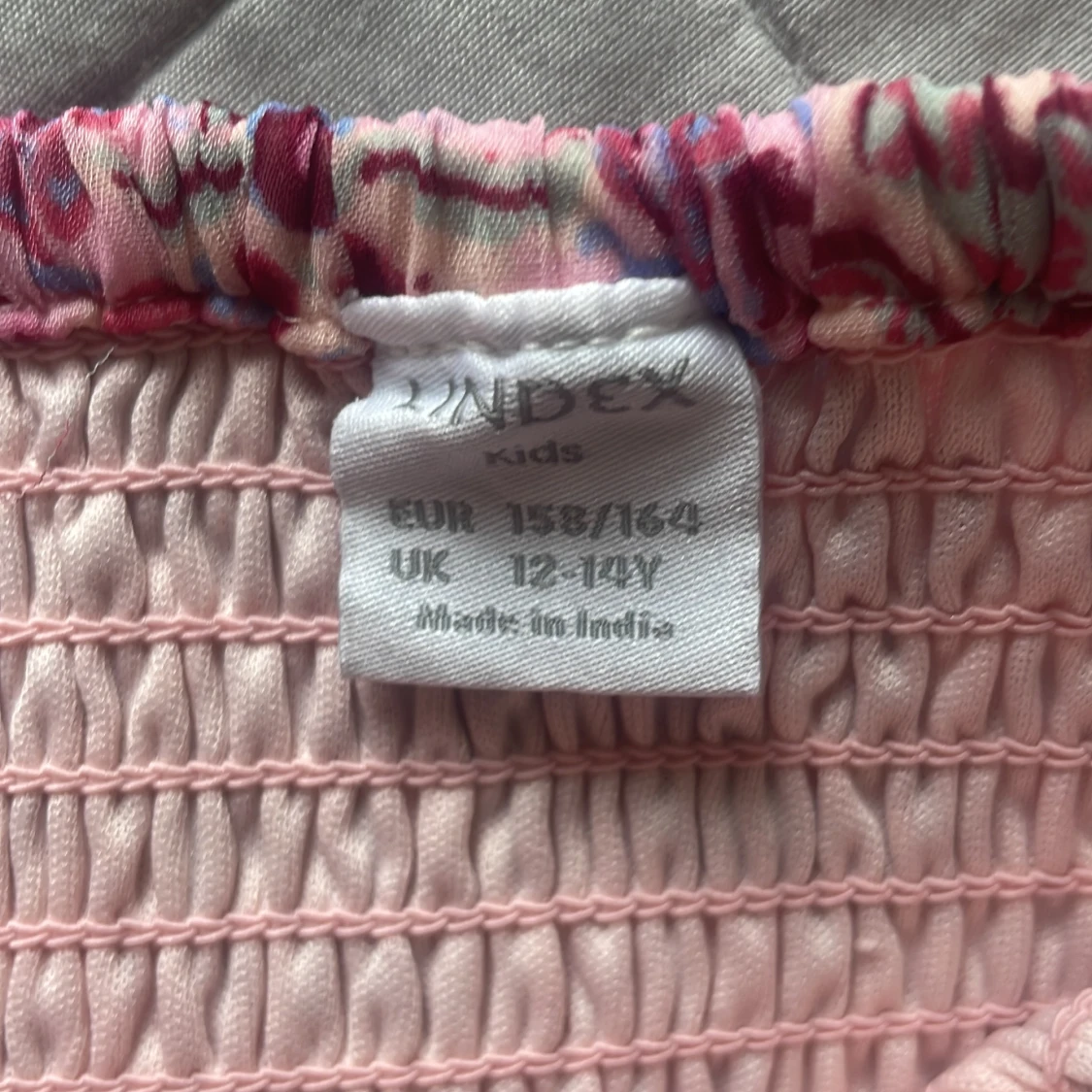 Rosa volangkjol med mönster från Index - 2