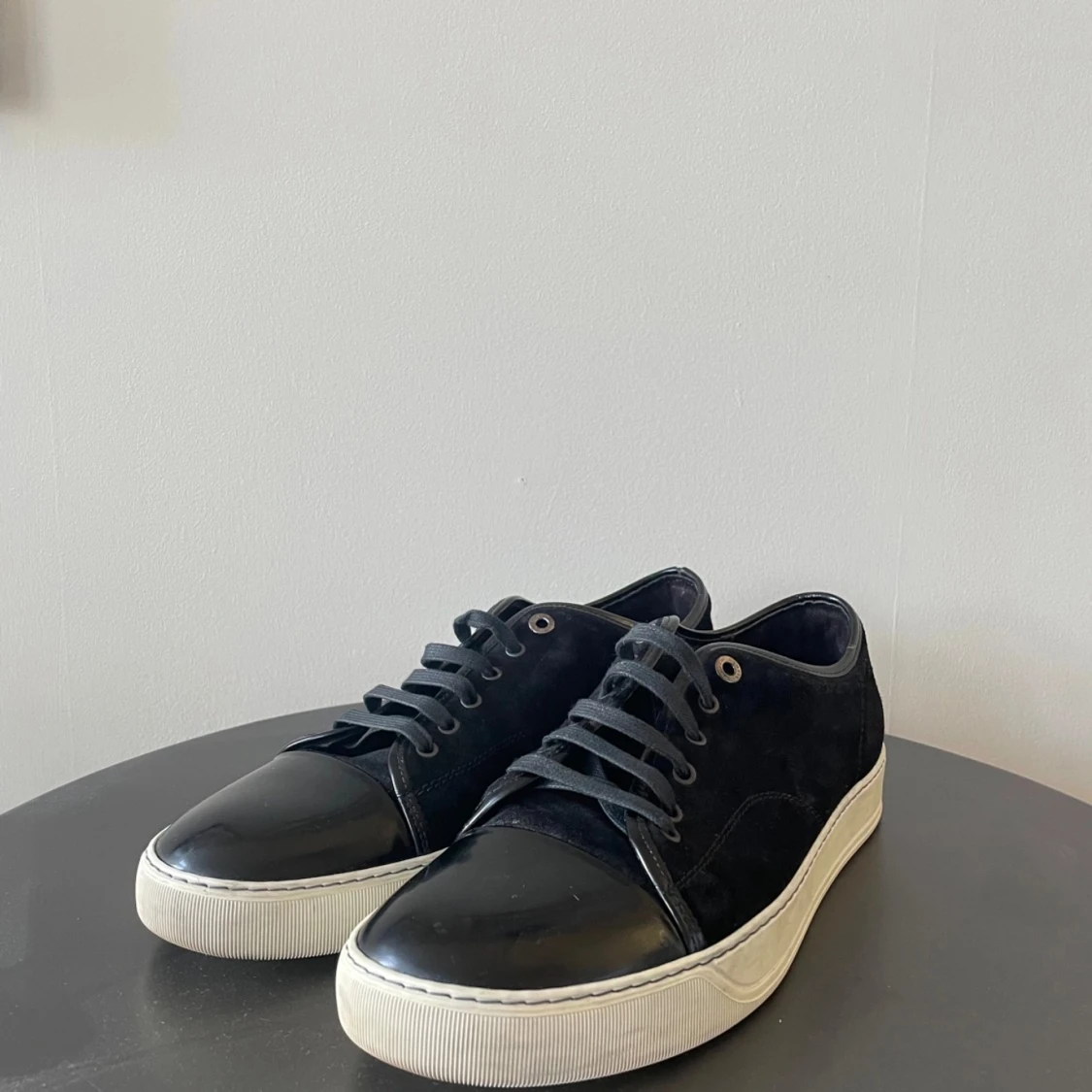 Svarta sneakers från Lanvin cap toe