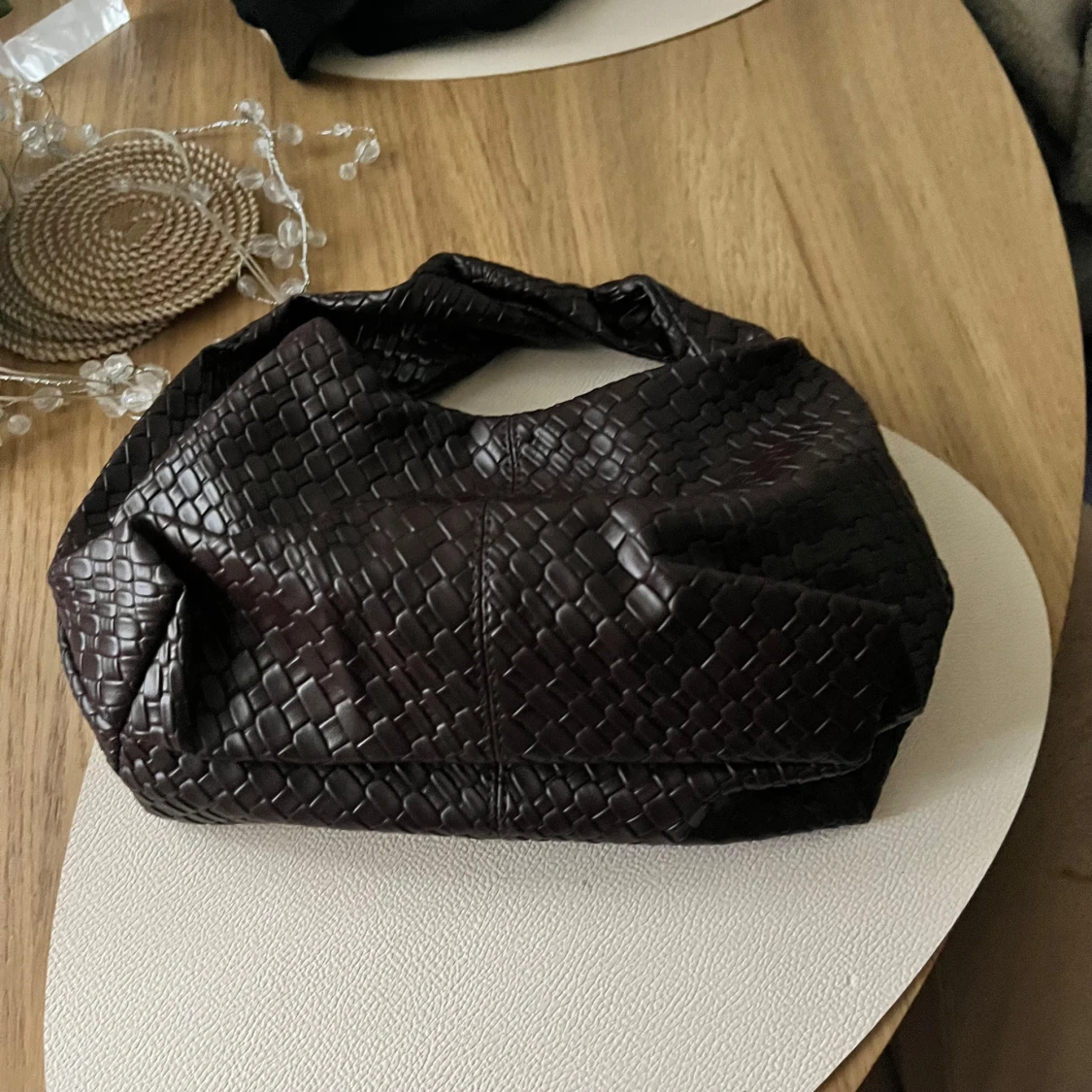 Chokladbrun väska med struktur - 2