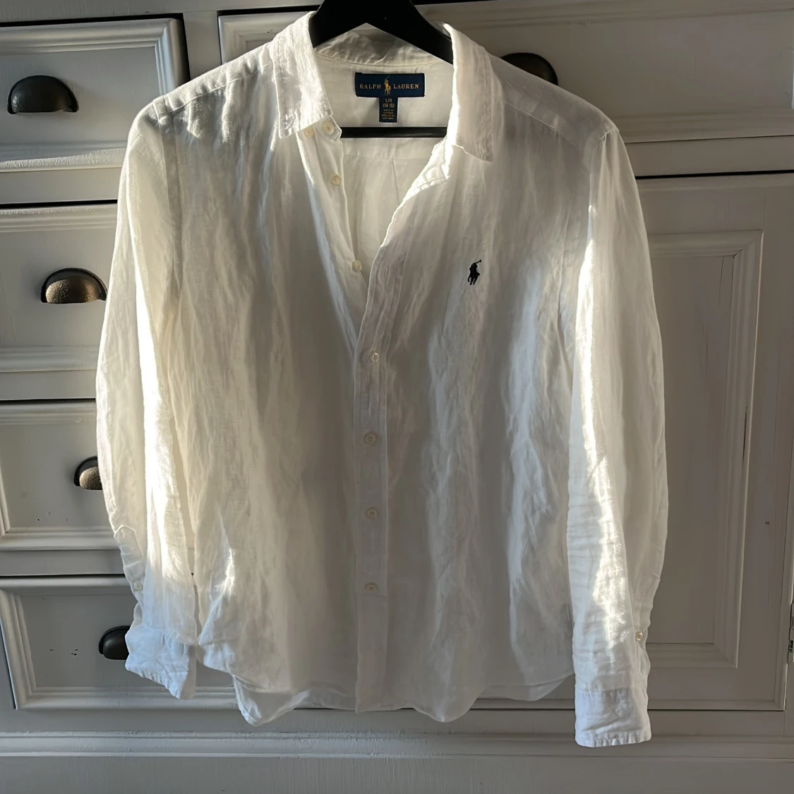 Vit linneskjorta från Ralph Lauren