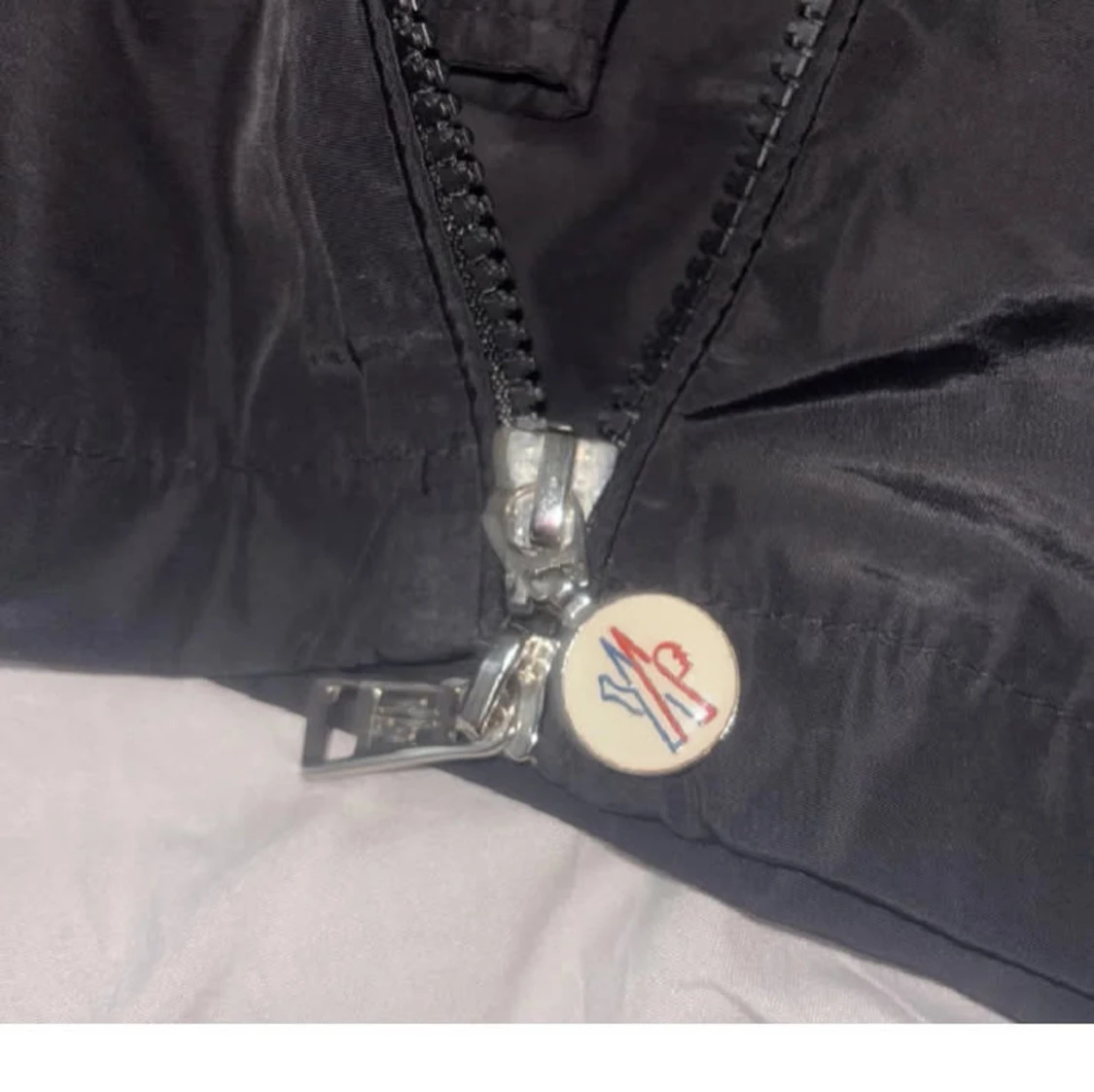 Svart vindjacka från Moncler - 2