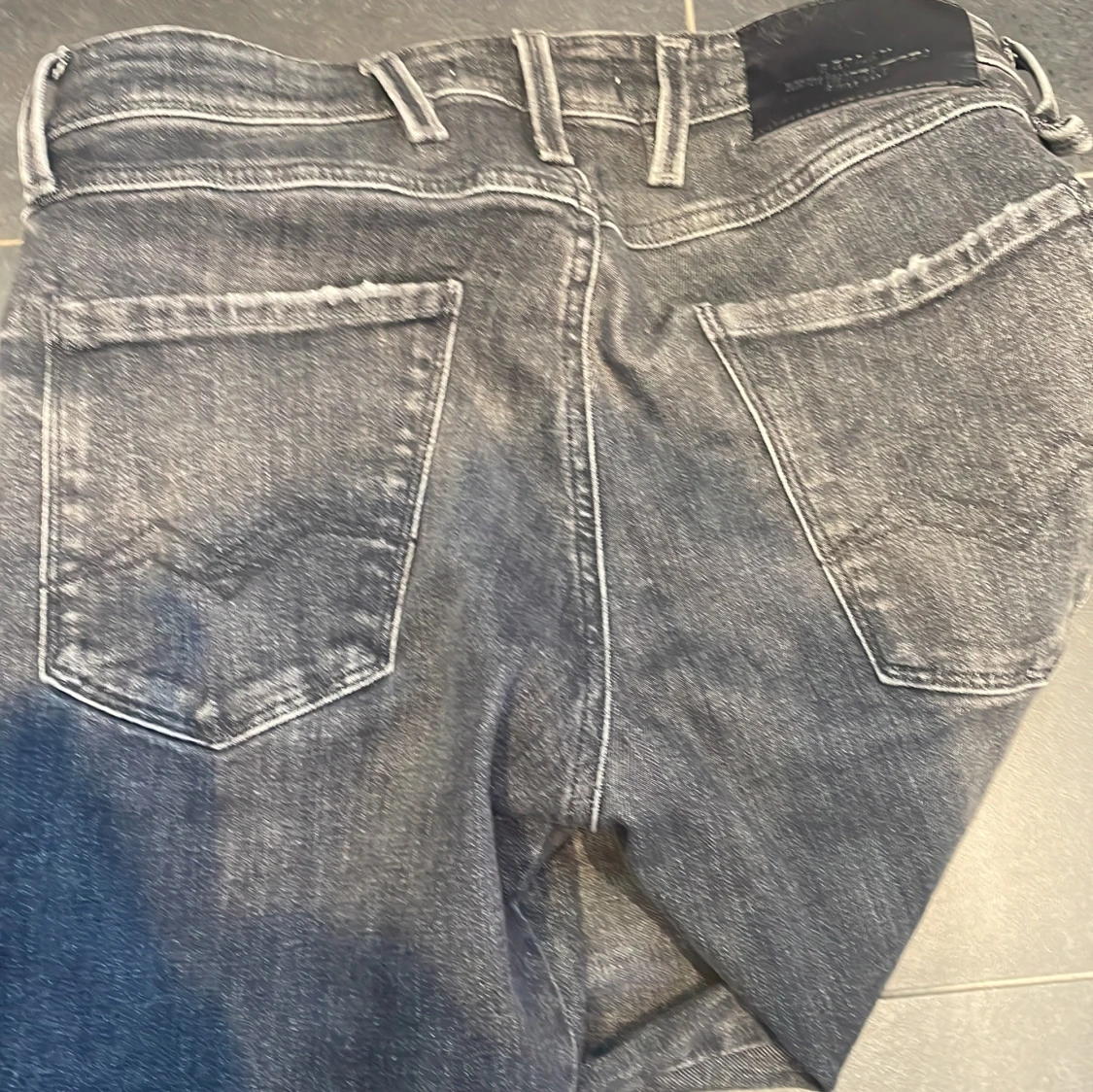 Svarta Replay Anbass jeans - 2