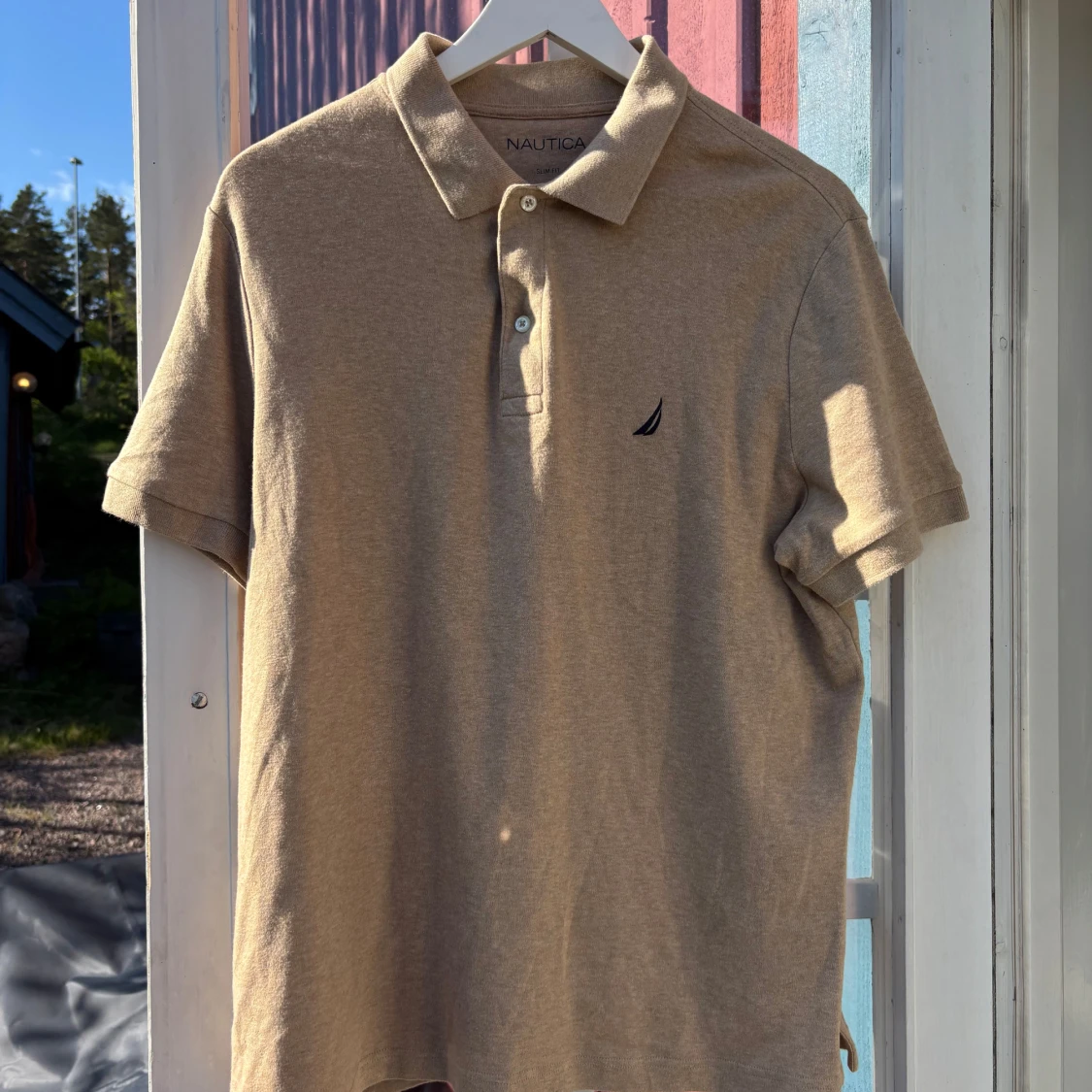 Beige pikétröja från Nautica - 2