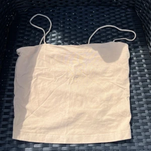 Linne - Linne från ginatricot. 