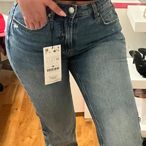 Stradivarius jeans  - Helt nya stradivarius jeans med prislapp. 