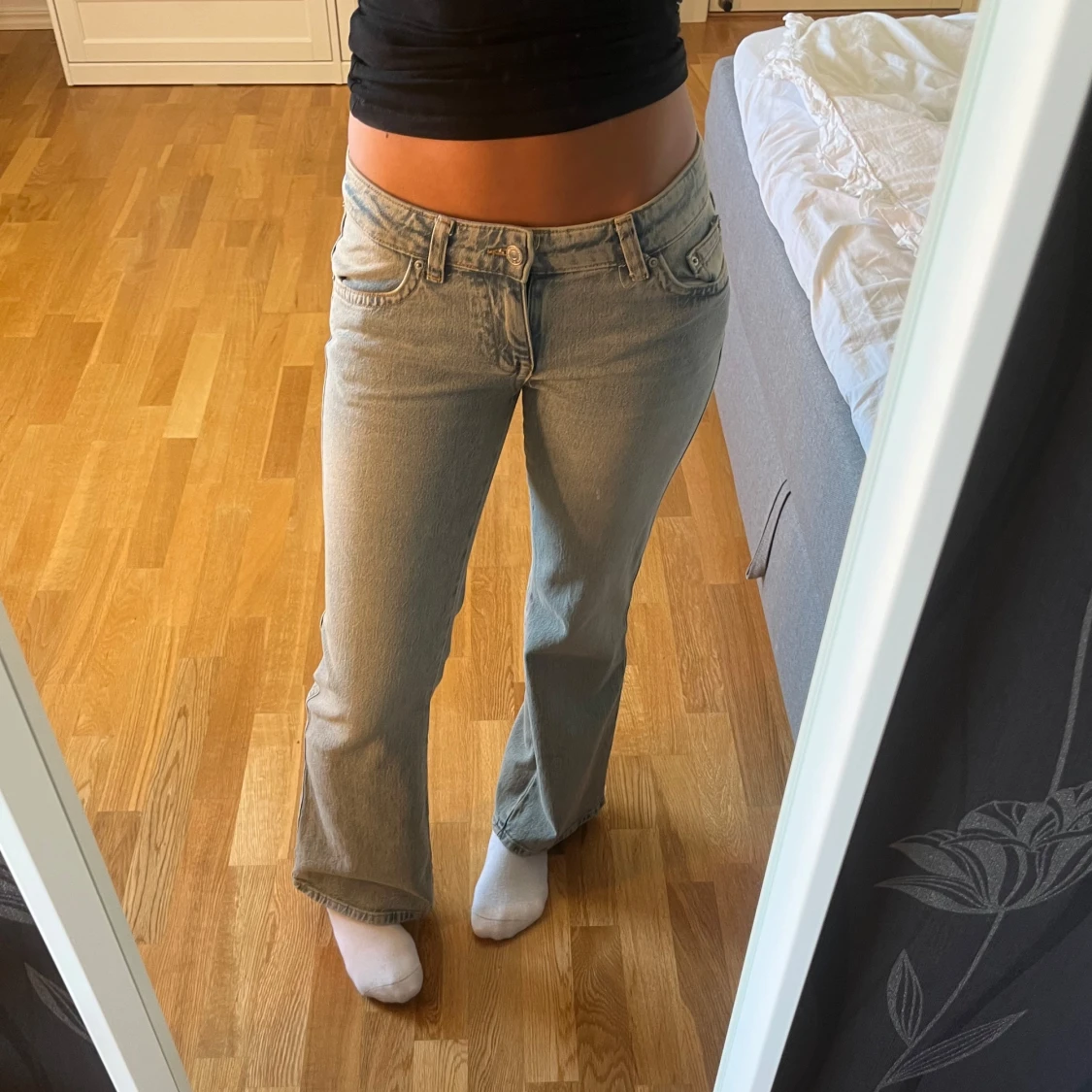 Ljusblå bootcut jeans  - 3