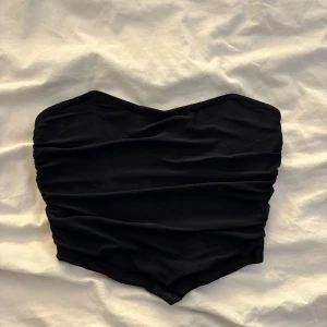 Svart korsett från SHEIN XS - Supersnygg svart korsett från SHEIN i storlek XS. 