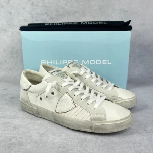 Philippe Model PRSX - – Condition: 10/10 - brand new, never used  – What is included: Box & dustbag  – Retail price: 3800 SEK