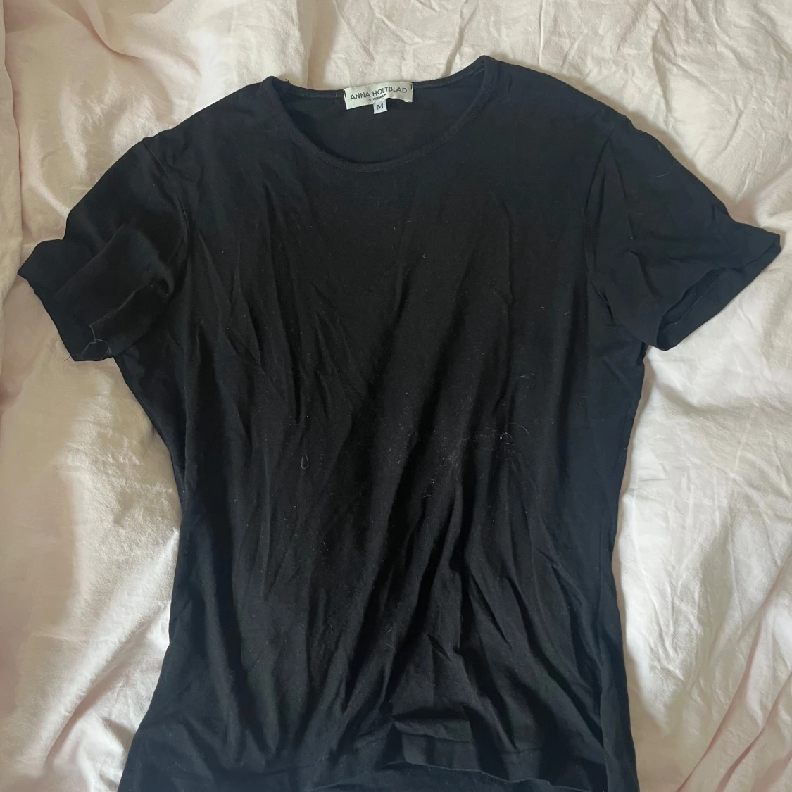 Svart t-shirt från Anna Holtblad