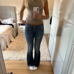 Lågmidjade jeans  - Super snygga Lågmidjade jeans från G-star⭐️ Har sytt om dom men det är något som kan förbättras 