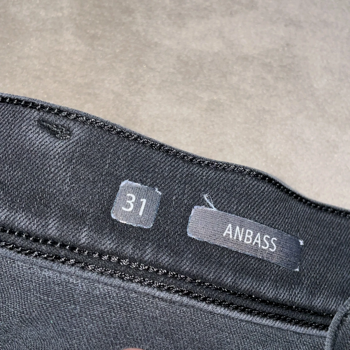 Replay Anbass jeans mörkgrå 31 - 2