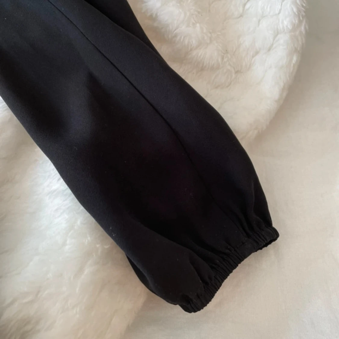 Svart volangklänning Ivyrevel - 4