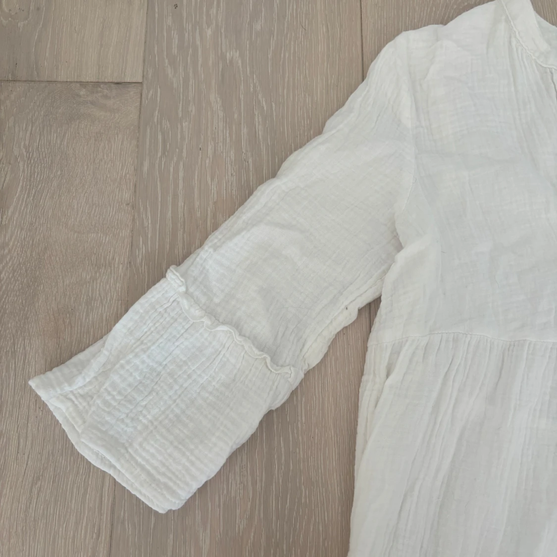 Vit sommarklänning från ONLY XS - 1