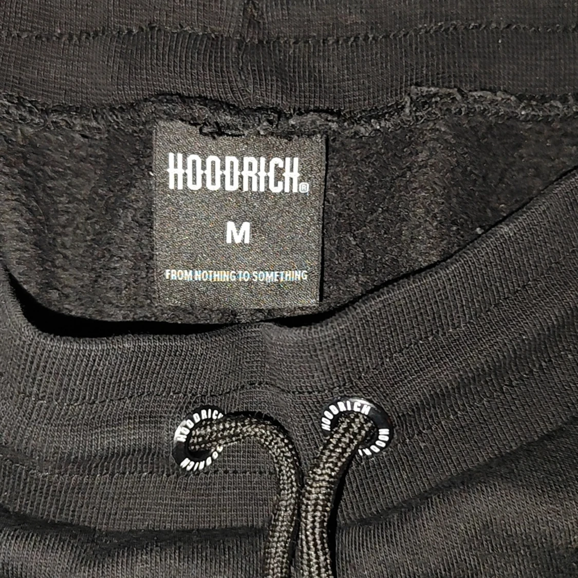 Svarta mjukisbyxor från Hoodrich - 2