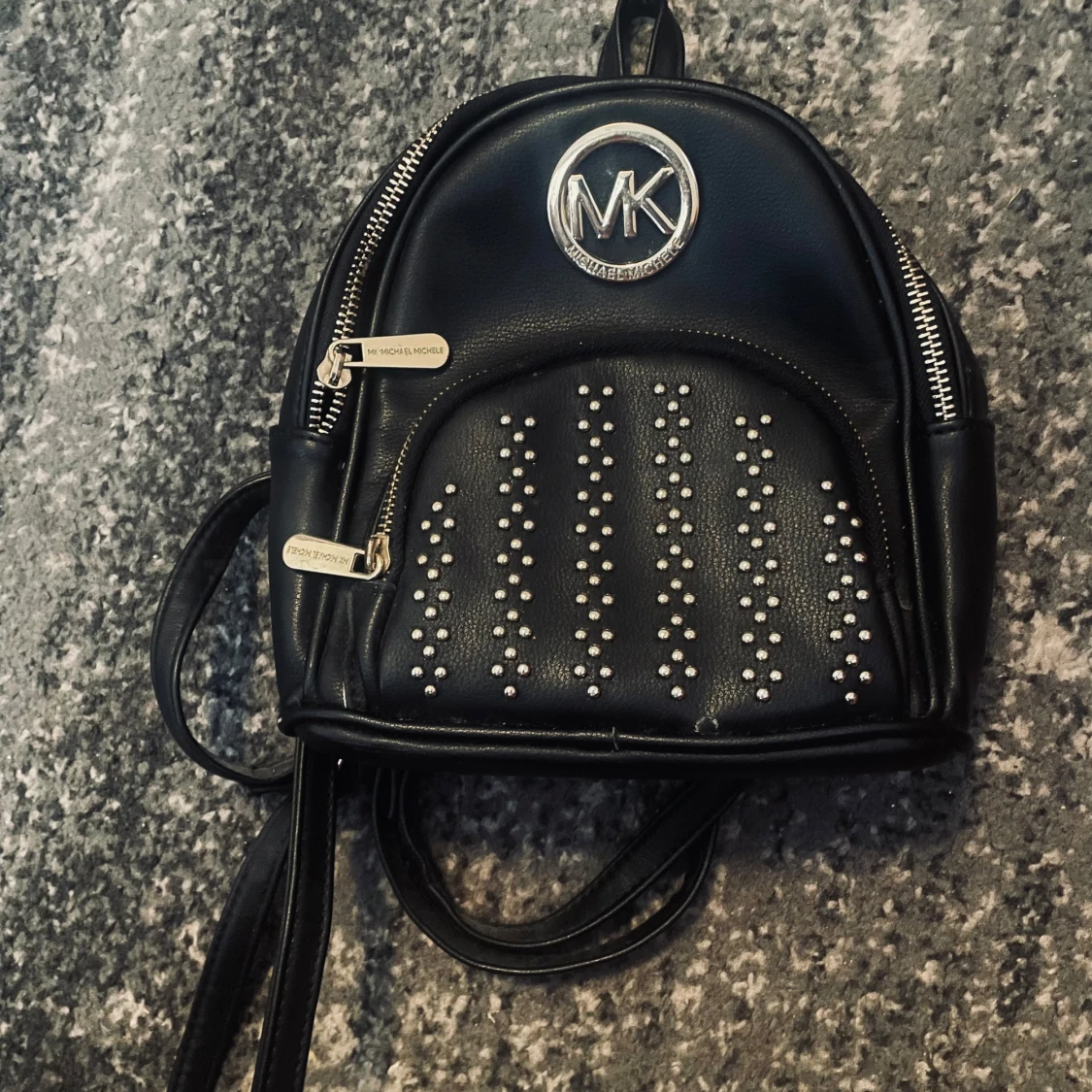 Liten ryggsäck från Michael kors  - 1