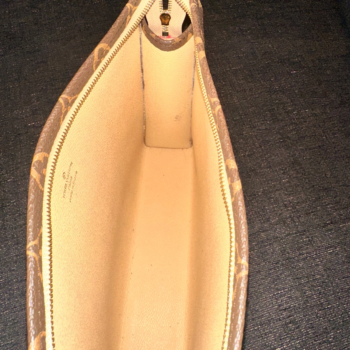 Brun monogram kuvertväska - 4