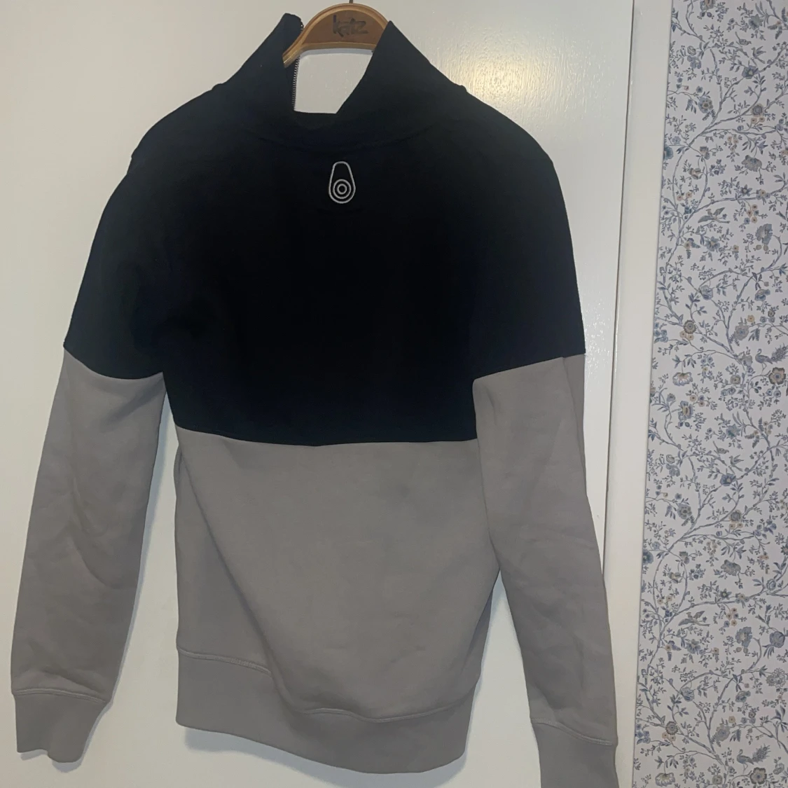 Svart och grå tröja från Sail Racing - 2