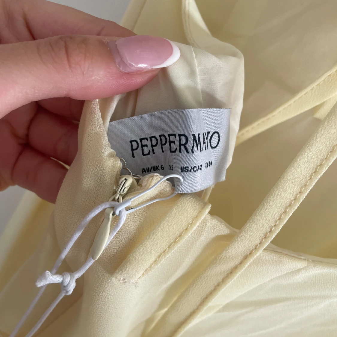 Ljusgul långklänning från Peppermayo - 3