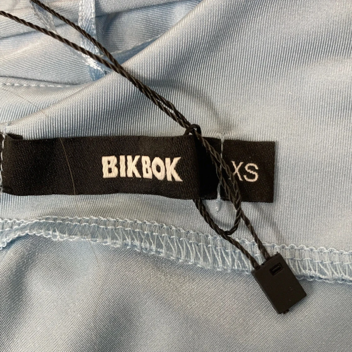 Ljusblå croppad linnetopp från BikBok - 2