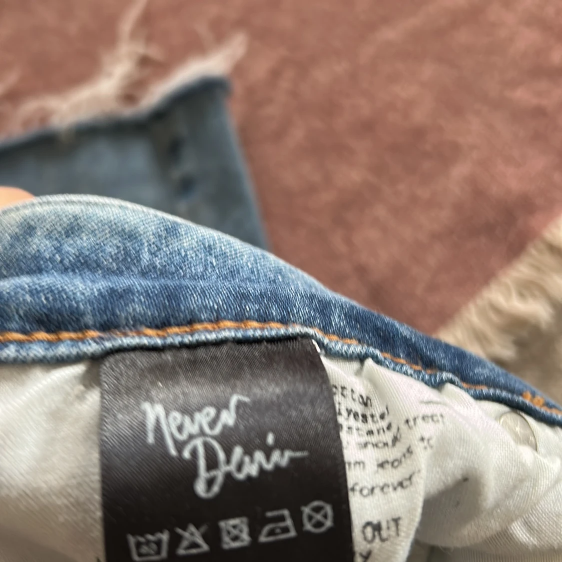 Blå ripped jeans från Never Denim - 1