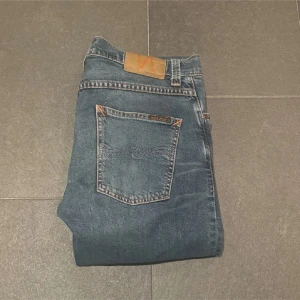 Nudie Grim Tim - W30 L32 | 8/10 skick | skriv för bud elr frågor