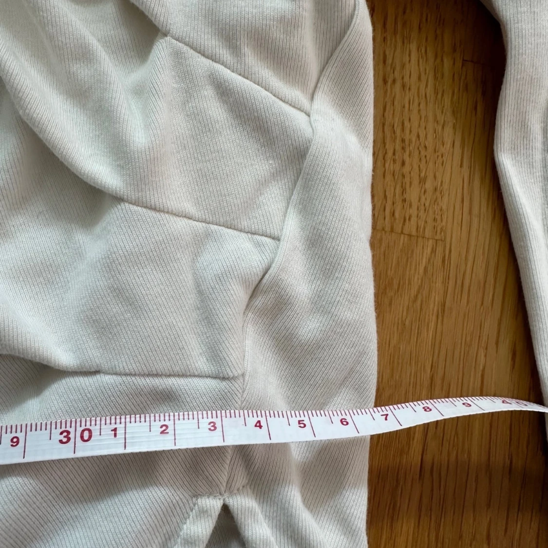 Vit långärmad tröja med tryck från Zara - 3