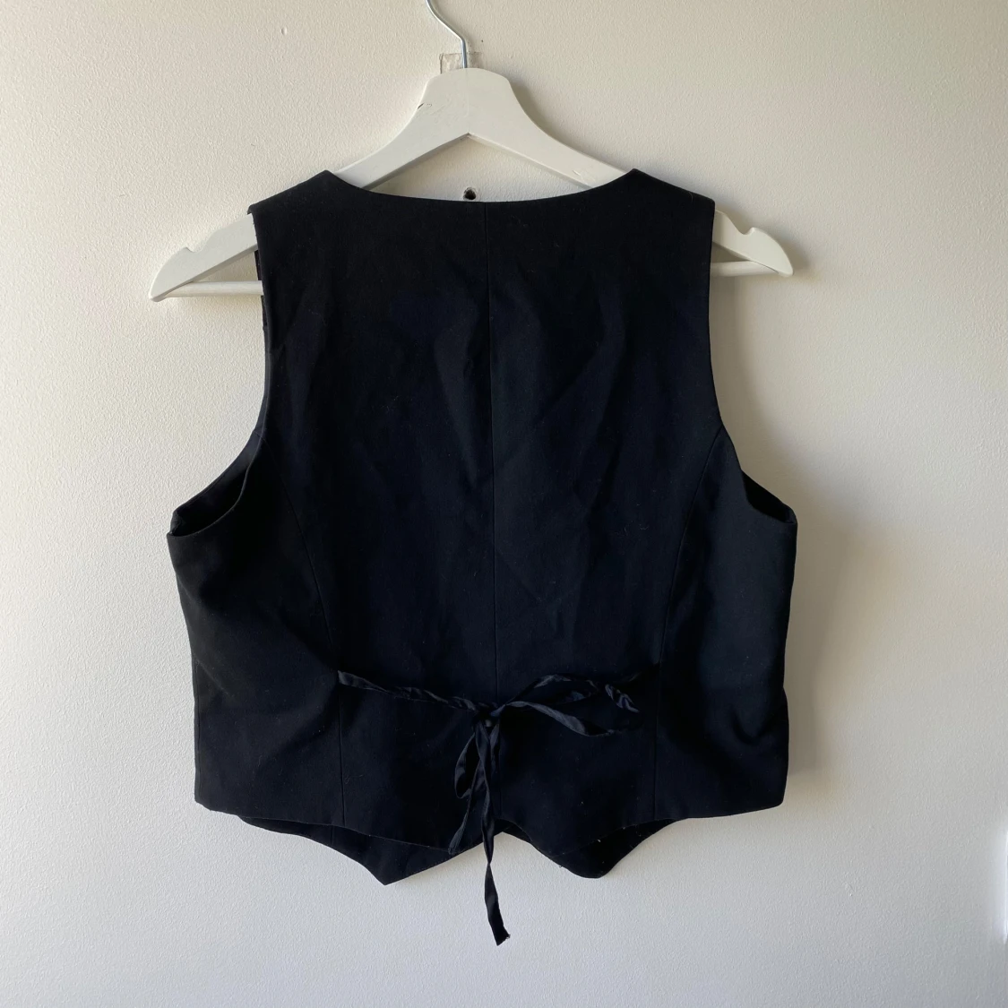 Svart kostymväst med knappar - 1