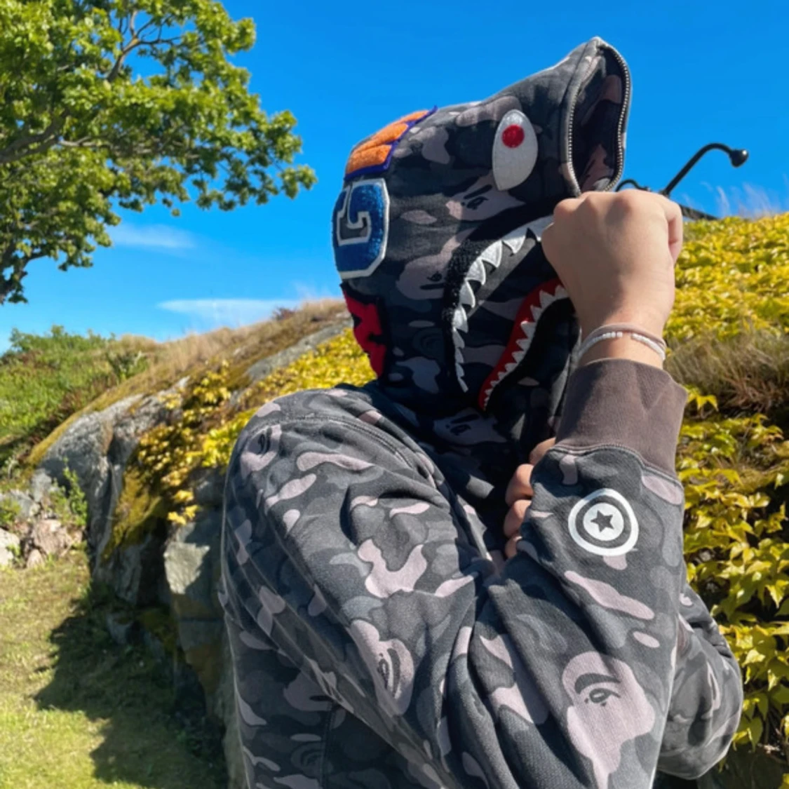 Grå camo hoodie från A Bathing Ape - 1