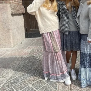 Drömmig långklänning - Suuuperfin långklänning från pepe jeans i rosa!💕💕 nypris 2000 kr!! Perfekt sommarklänning