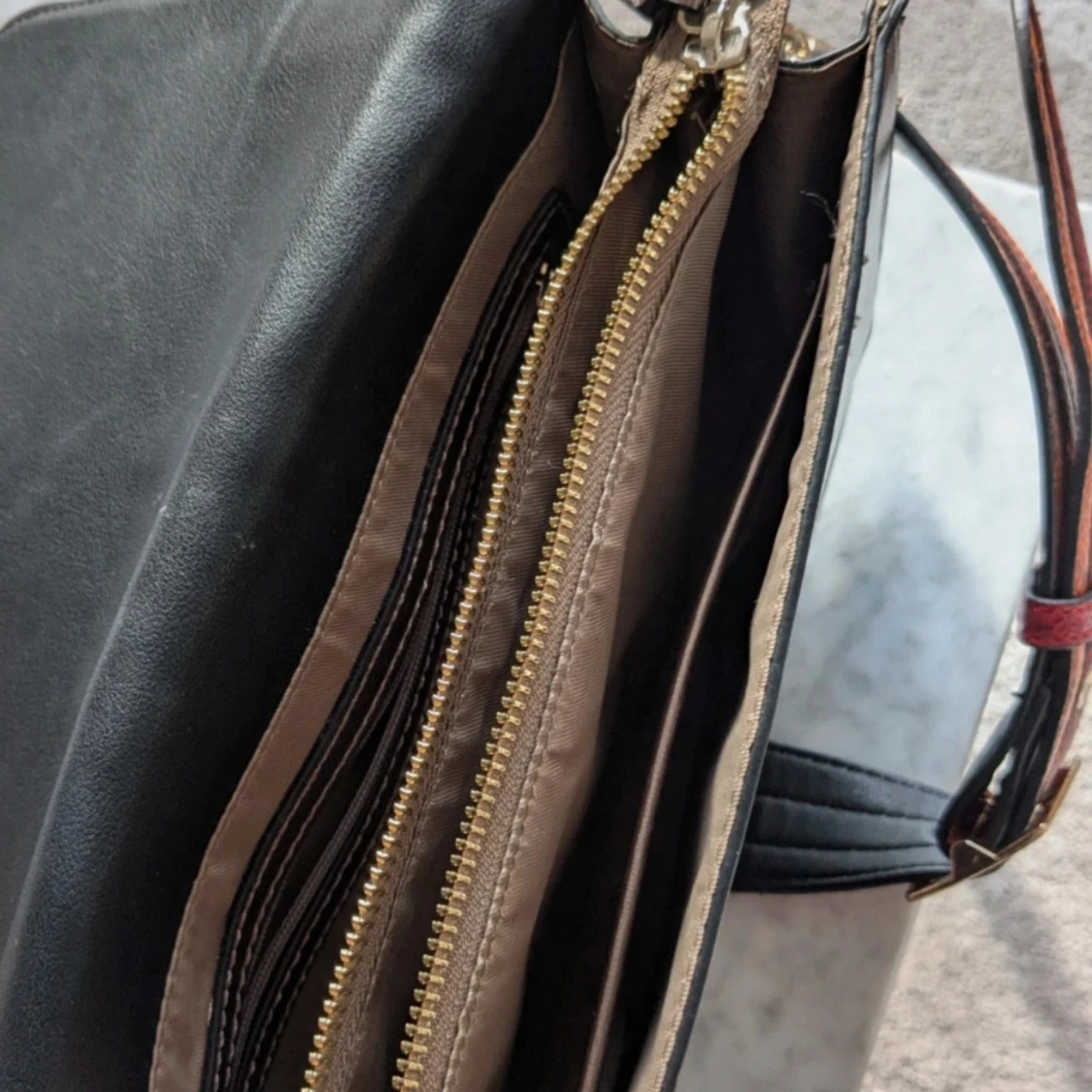 Axelväska från Valentino - 2