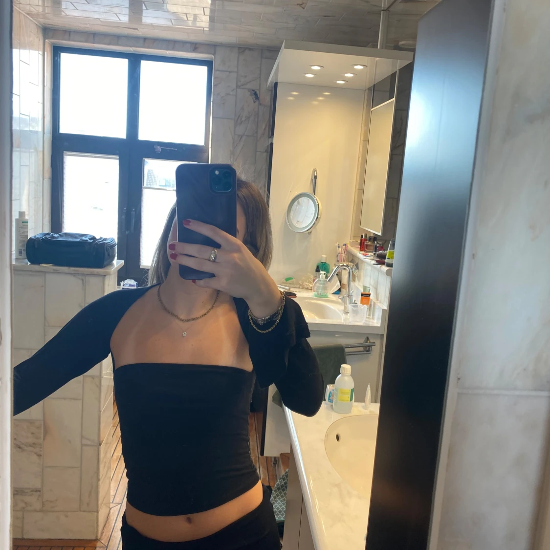 Svart offshoulder topp - 2