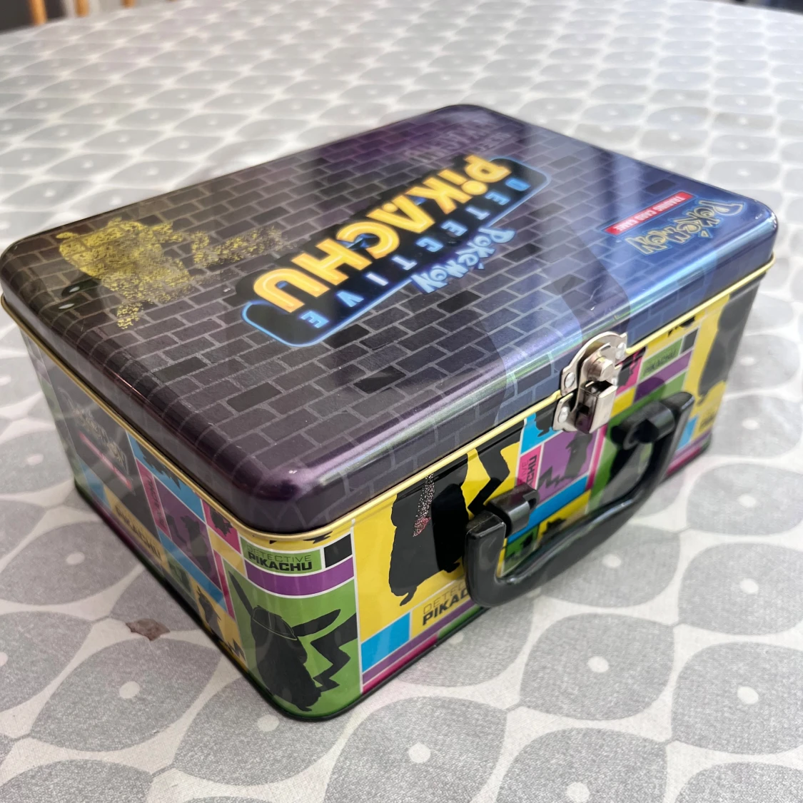 Pokémonkort + låda  - 2