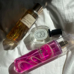 Olika parfymer  - Tre olika perfymer/ body misst alla är nya kom privat om vilken du vill ha så kan vi diskutera pris( billigare om man köper fler) 