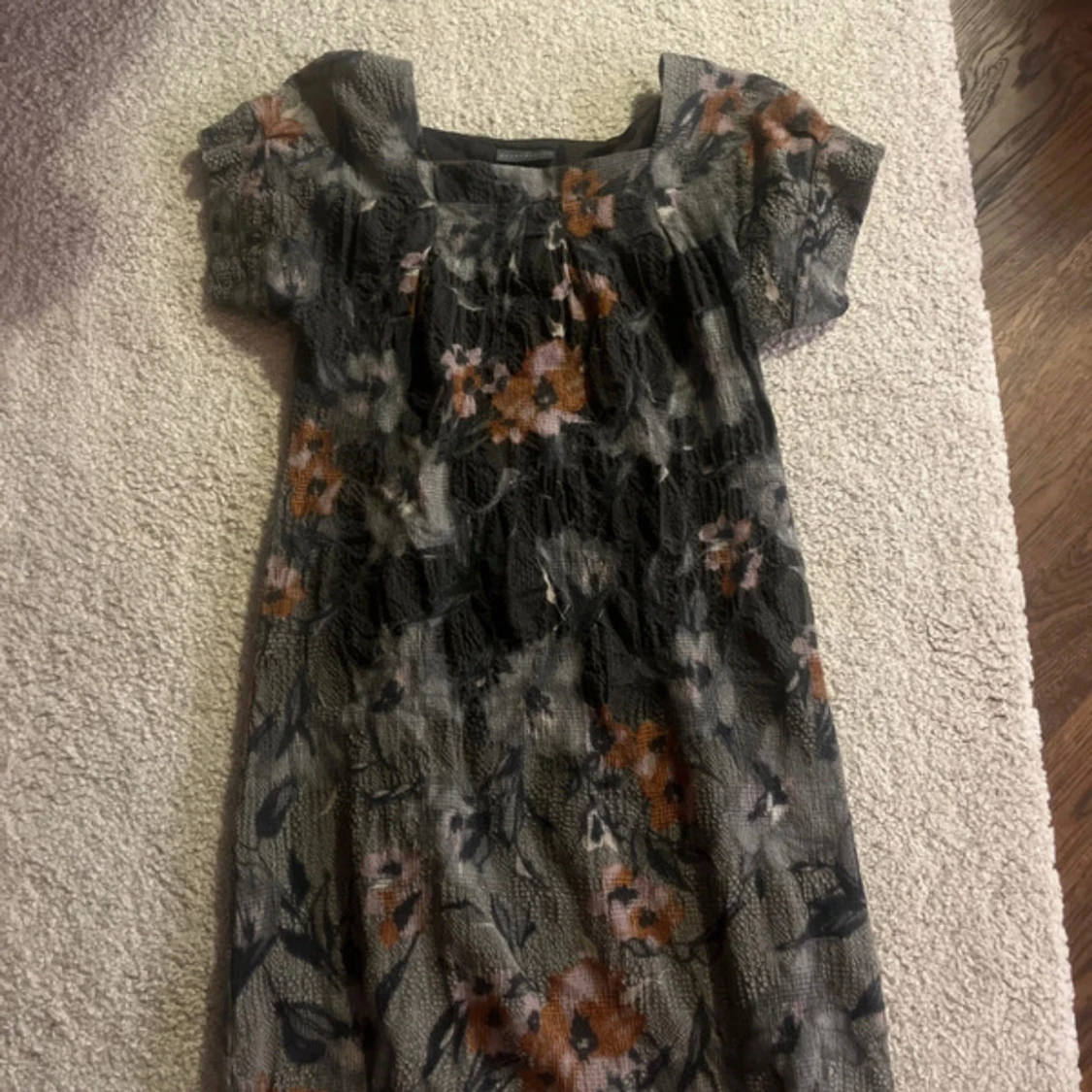 Blommig klänning från Nygårdsanna