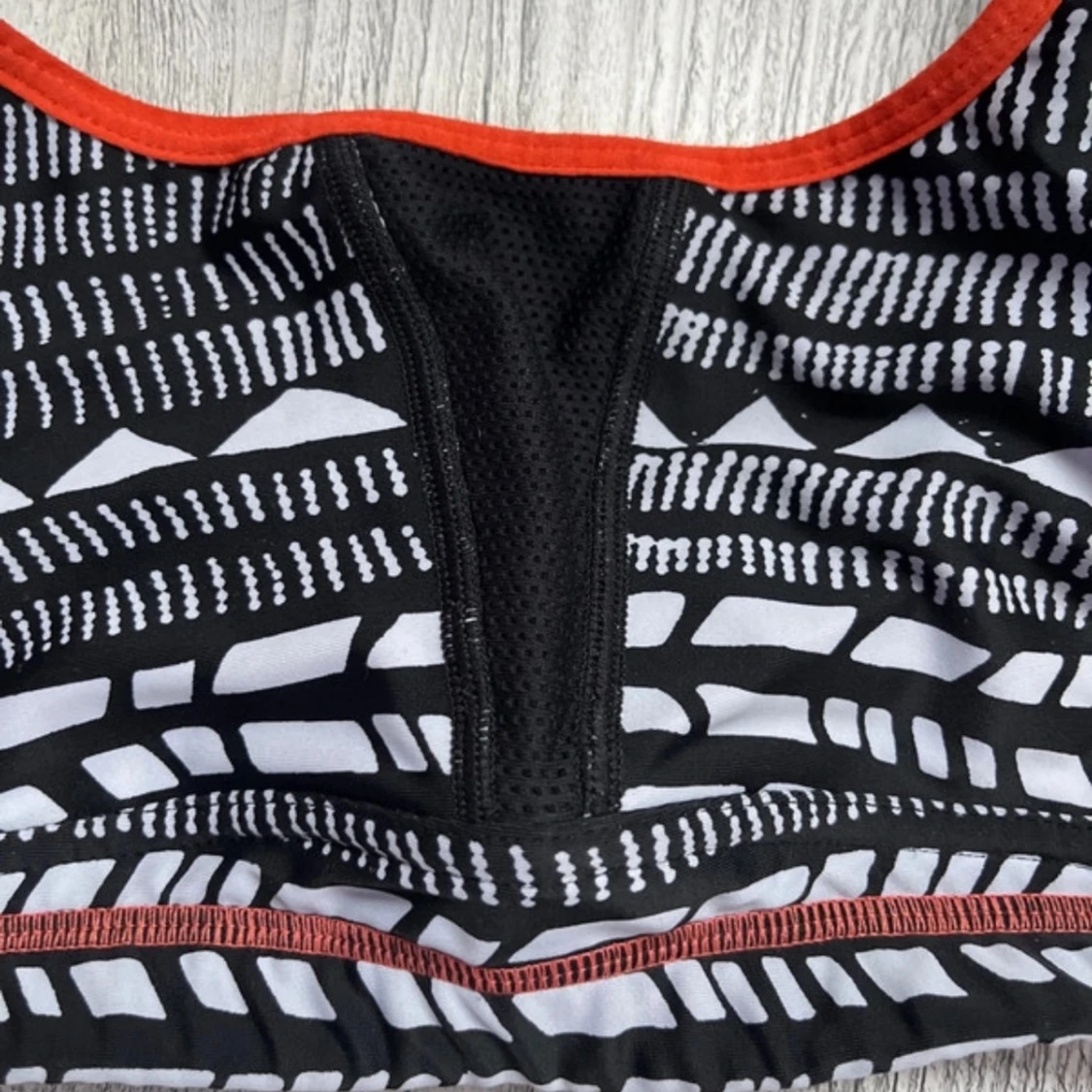 Mönstrad sporttopp från Björn Borg small - 2