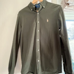 Polo Ralph Lauren skjorta  - Schysst grön skjorta från polo Ralph Lauren 