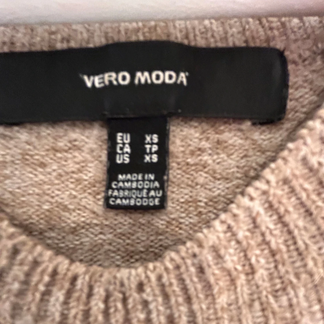 Beige stickad tröja från Vero Moda - 2