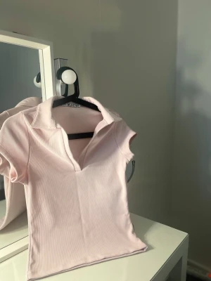 Rosa topp - Rosa topp som används 1 gång i storlek M