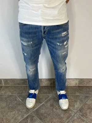 Dondup Mius Jeans - Modell är 170cm fint skick