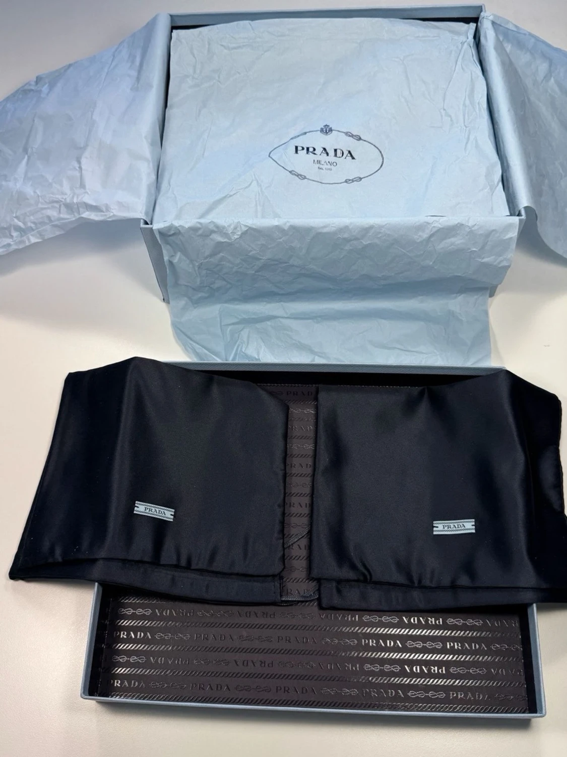 Prada Sandaler Guld Metallic Heels / EU 39,5 / Oanvända i originalbox - 2