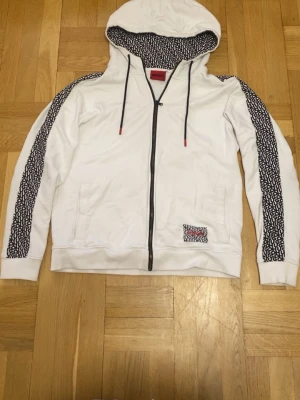 Hugo boss zip up - En fin och skön zip up från Hugo boss 