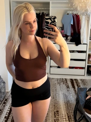 Topp - M - Topp i storlek M pris 20kr