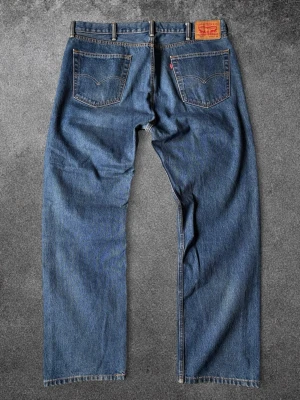 Levis 505 - Levi's 505 Jeans | Storlek 40/32 | Mått: midja 50 cm, längd 113 cm | Skick: Mycket bra | Skickas snabbt, kan gå ner i pris vid snabb affär  Mvh ActiveResell | REF: LEV-026 
