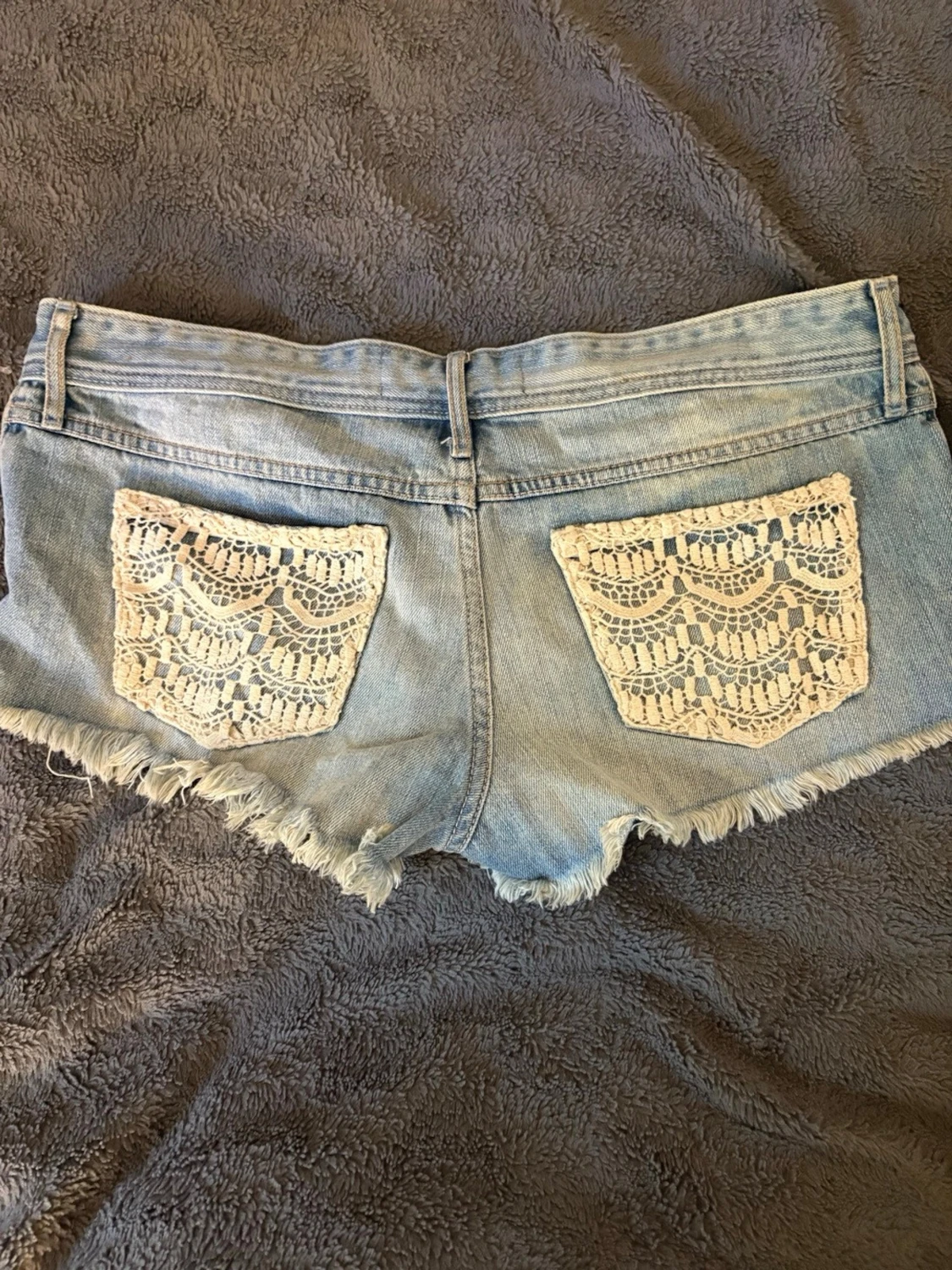 blåa jeansshorts - 1
